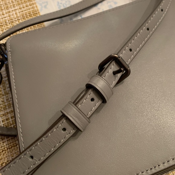 Authentic COACH 1941 Calf leather chain logo zip top Crosby - Picture 7 of 16